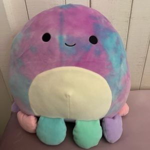Octopus squishmallow